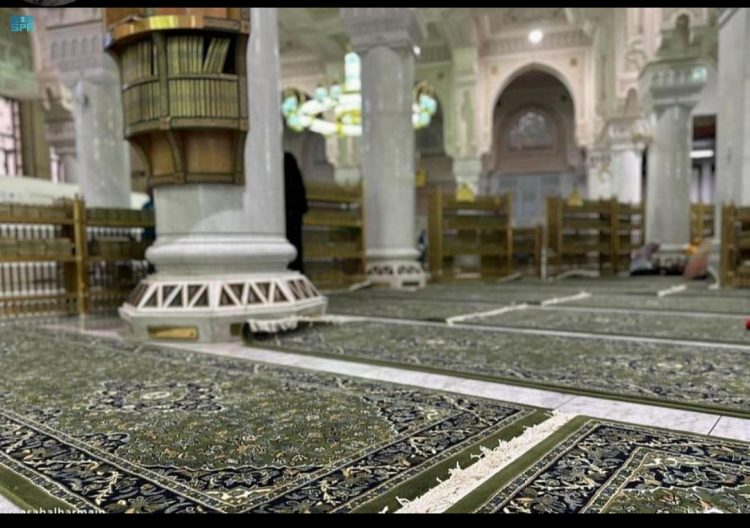 المسجد الحرام والمسجد النبوي