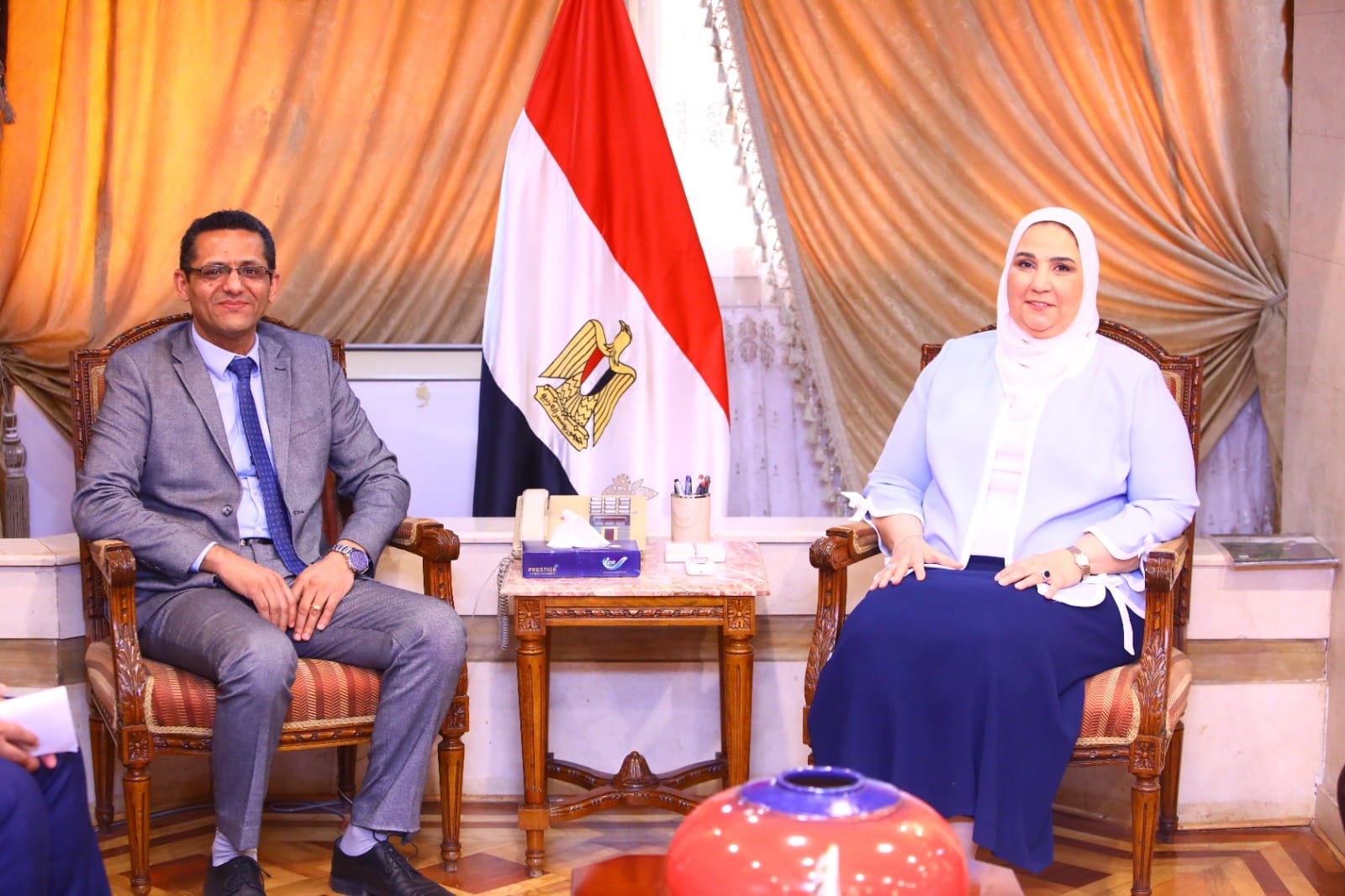 وزيرة التضامن الاجتماعي تلتقي نقيب الصحفيين لمناقشة الحماية الاجتماعية والتأمينية للصحفيين (4)