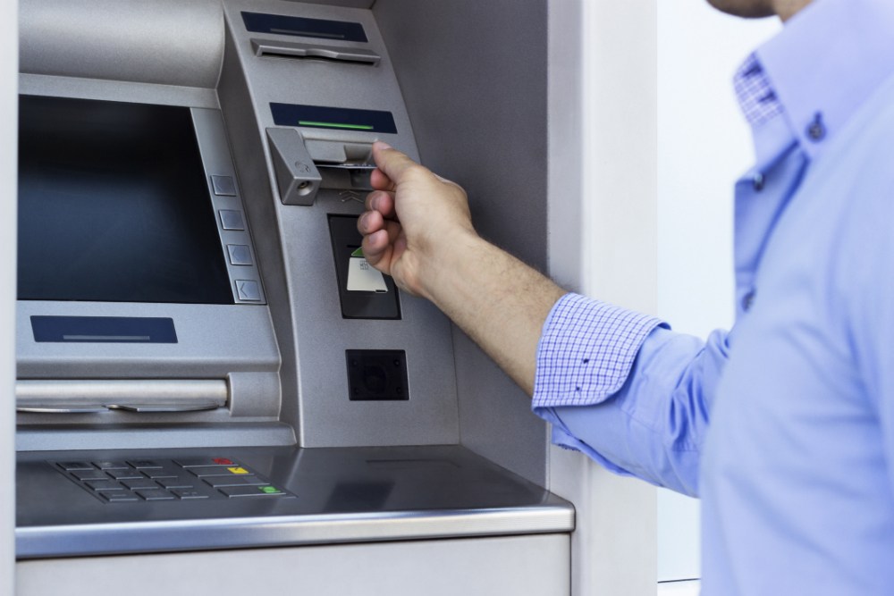 ATM ماكينات صراف آلي