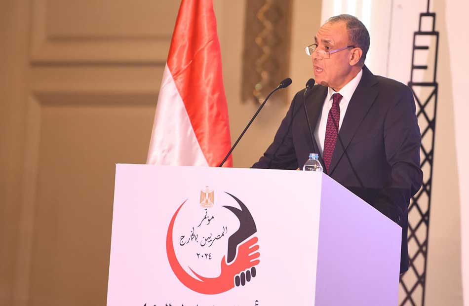 الدكتور بدر عبد العاطى وزير الخارجية والهجرة وشئون المصريين بالخارج
