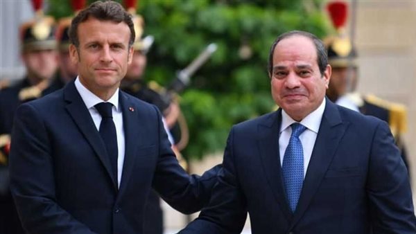 الرئيس السيسي والرئيس الفرنسي