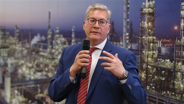 المهندس كريم بدوي وزير البترول والثروة المعدنية
