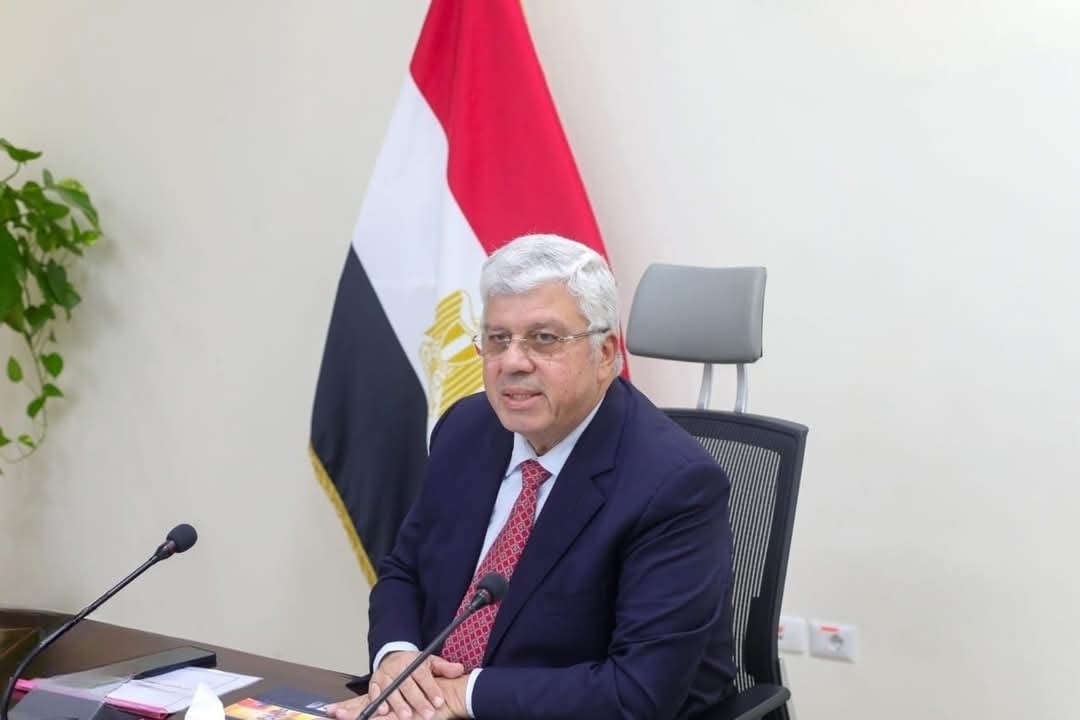 د.أيمن عاشور وزير التعليم العالي والبحث العلمي