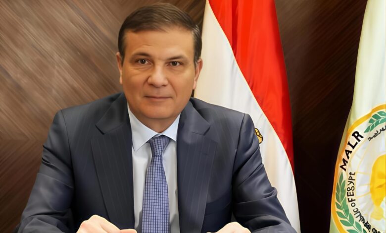 تلقاه علاء فاروق وزير الزراعة واستصلاح الأراضي