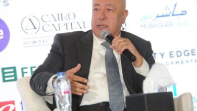 يحى أبو الفتوح نائب رئيس البنك الأهلي المصري