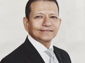 أحمد عبد العال، الرئيس التنفيذي لمجموعة المشرق