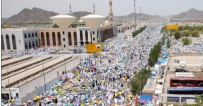 رئيس الشؤون الدينية بالمسجد الحرام والمسجد النبوي، الشيخ عبدالرحمن بن عبدالعزيز السديس، إمام وخطيب المسجد النبوي، إلقاء خطبة يوم عرفة  ، أداء الصلاة بمسجد نمرة  ،  حج هذا العام 1447هـ